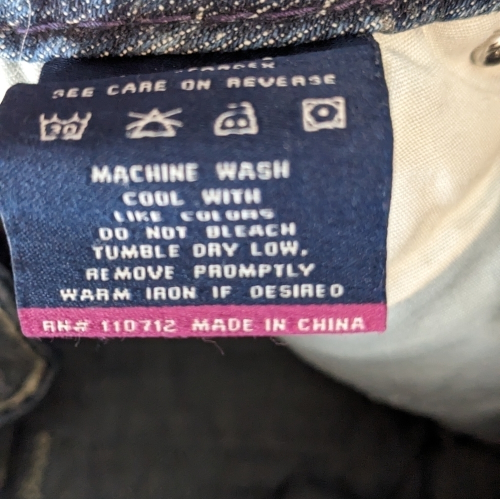 Vigoss The New York Capri Jeans Size 4 - Picture 7 of 7